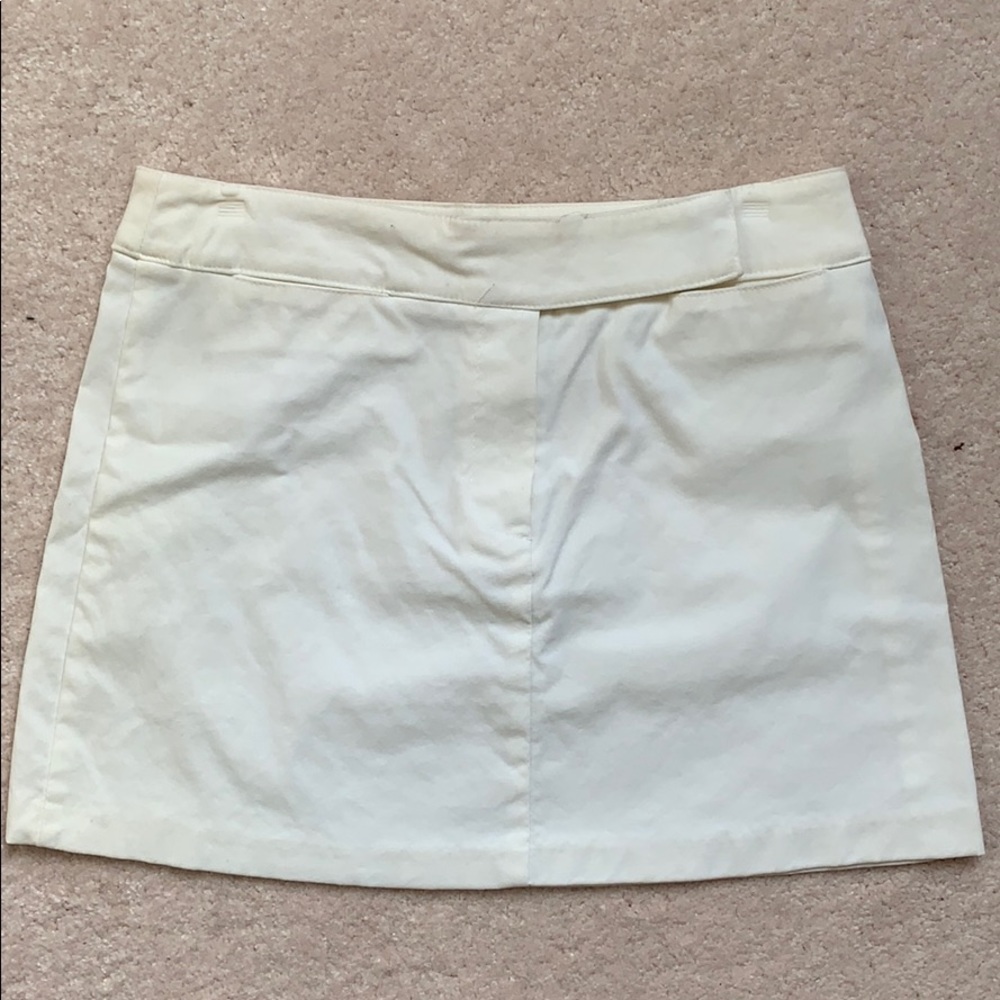 🌸2/$20🌸 Forever 21 White Mini Skirt